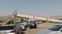 شاحنة أسقطت جسر المشاة في گوبالة.. شاهد كيف تمر السيارات نحو السليمانية