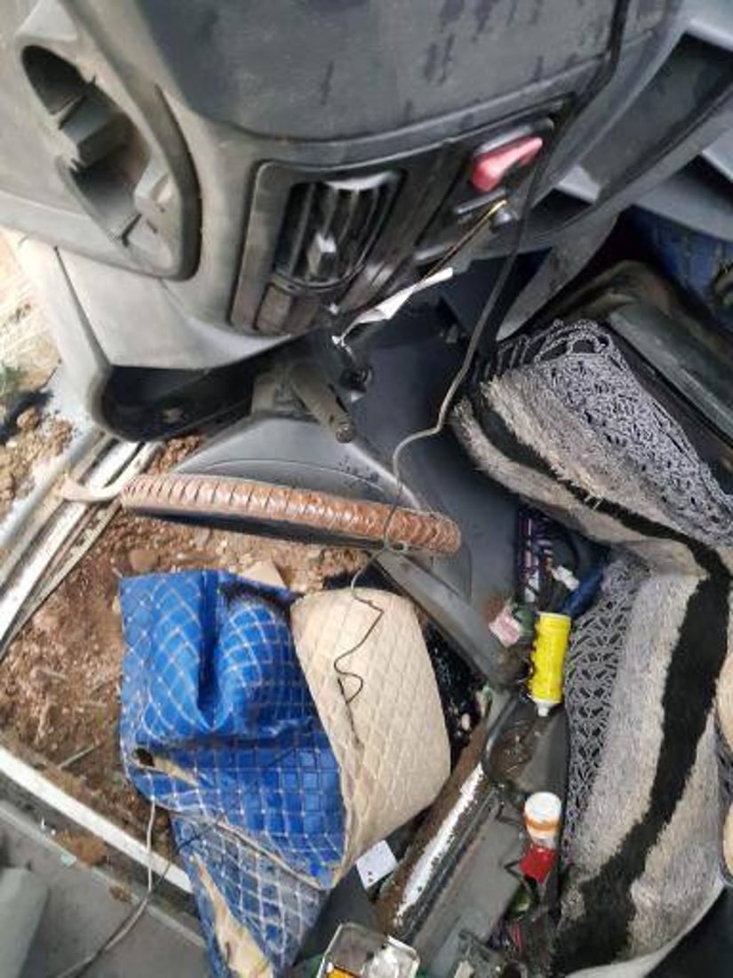 بسبب غزارة الأمطار.. انقلاب شاحنة في سايدين القصور بأيسر الموصل