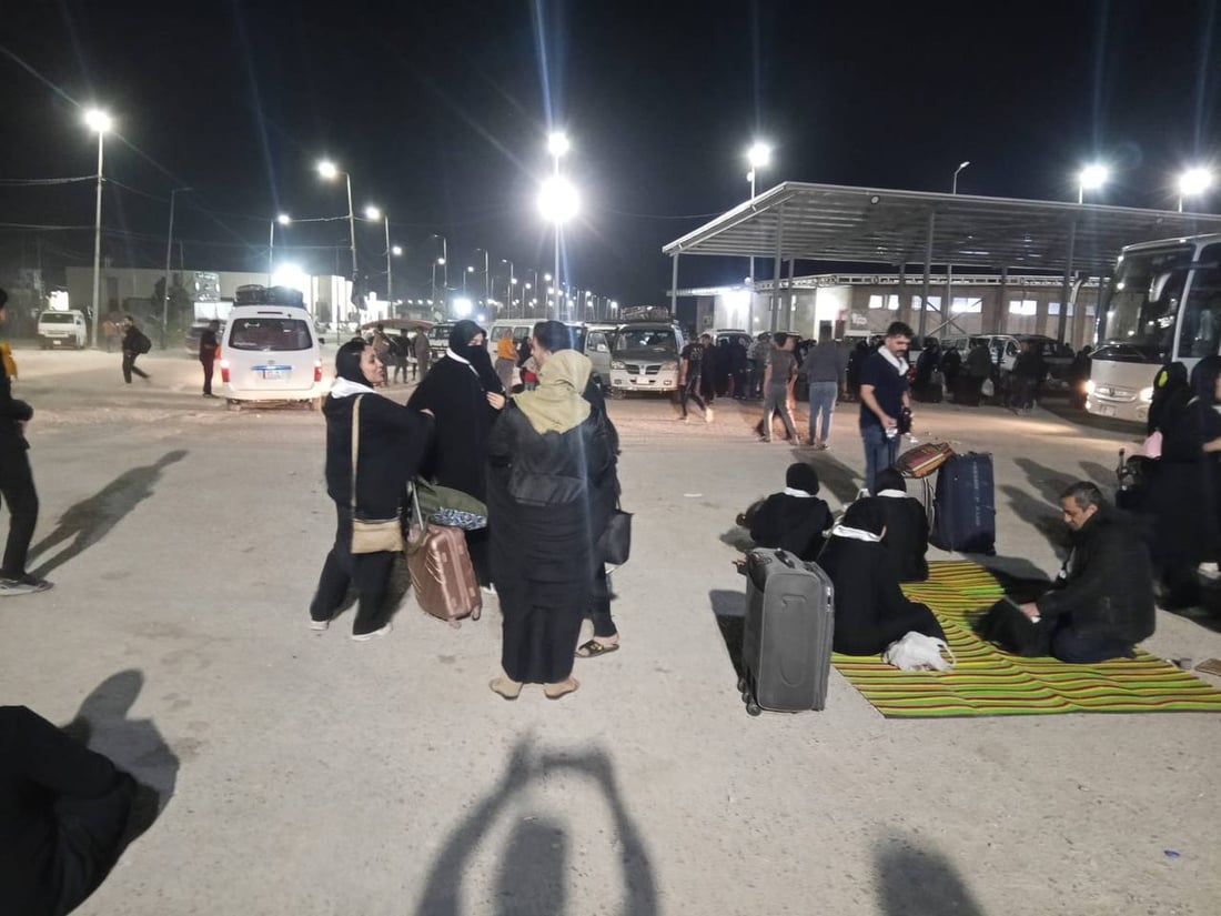 ازدحام بمنفذ زرباطية.. الإيرانيون يفضلون قضاء عطلة رأس السنة الشمسية في العراق