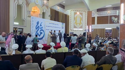 الفلوجة أنشدت المدائح ووزعت الآيباد احتفالاً بالمولد النبوي (فيديو)