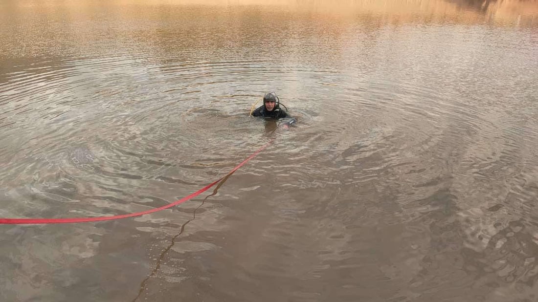 پیکابێک بە چوار سەرنشینەوە کەوتە ناو بەنداوی دەرکار