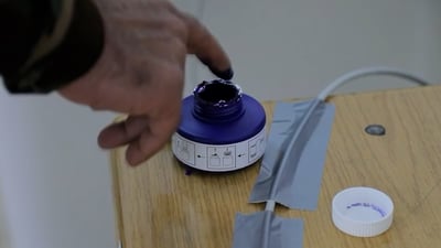 المفوضية تلغي “الحبر الانتخابي”.. لن تخرجوا بأصابع مطلية بالبنفسجي (وثيقة)