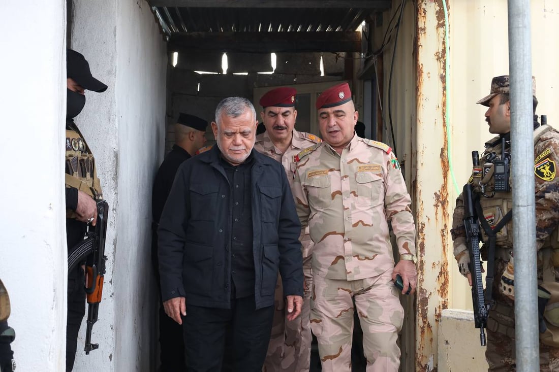 صور: هادي العامري يرافق الجيش والحشد لتفقد حدود ديالى الإدارية