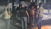 صور: حافلات اللبنانيين تصل الأنبار.. وجبة جديدة من 686 نا...