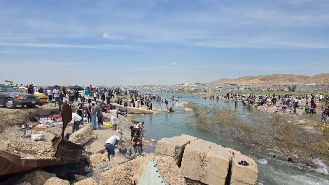 صور: آلاف السياح يستمتعون بأجواء سدة الصدور.. حتى الصينيين جاؤوا