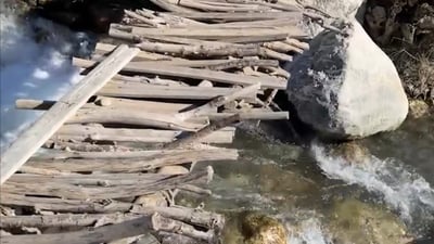 Qandil’s Pshtashan bridge remains unusable due to heavy rainfall