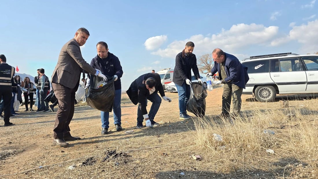 Volunteers, environmental groups, students  launch cleanup campaign at Duhok dam