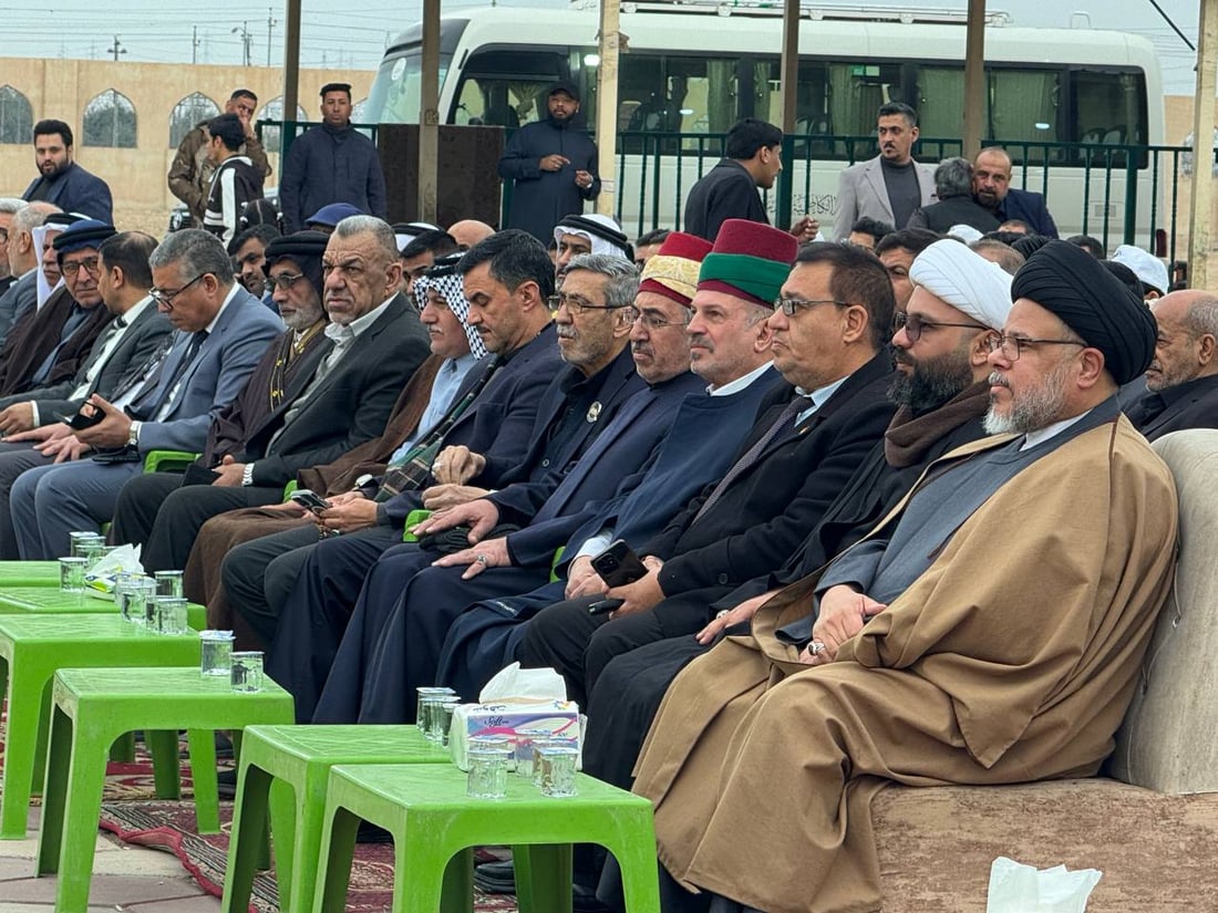 صور: الزبير ترفع الراية السوداء فوق خطوة الإمام علي حزناً على الإمام الكاظم