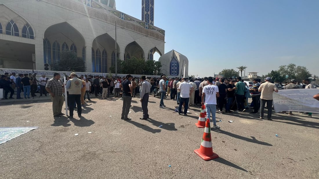 صور من وقفة اليوم قرب جامع بنيّة: يحتجون منذ سنوات ضد قانون حضانة أطفال المطلقين