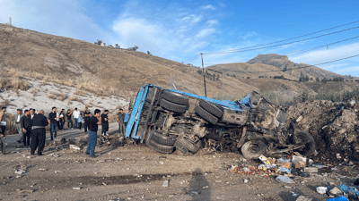 لە دوکان بارهەڵگرێک وەرگەڕا و شۆفێرەکەی گیانی لەدەستدا