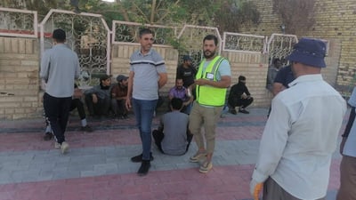 مضربون منذ 3 سنوات.. المشخاب تطلب من 33 عامل نظافة الصبر وتعدهم بحل قريب