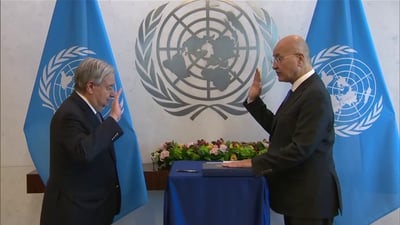 برهم صالح يؤدي القسم أمام العالم مع 23 رصاصة في جسد كارزان