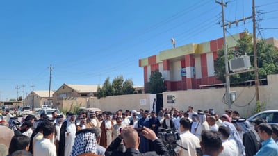 صور: فلاحو الرفاعي يحتجون على فروقات تسعير الحنطة ويطالبون بسعر موحد