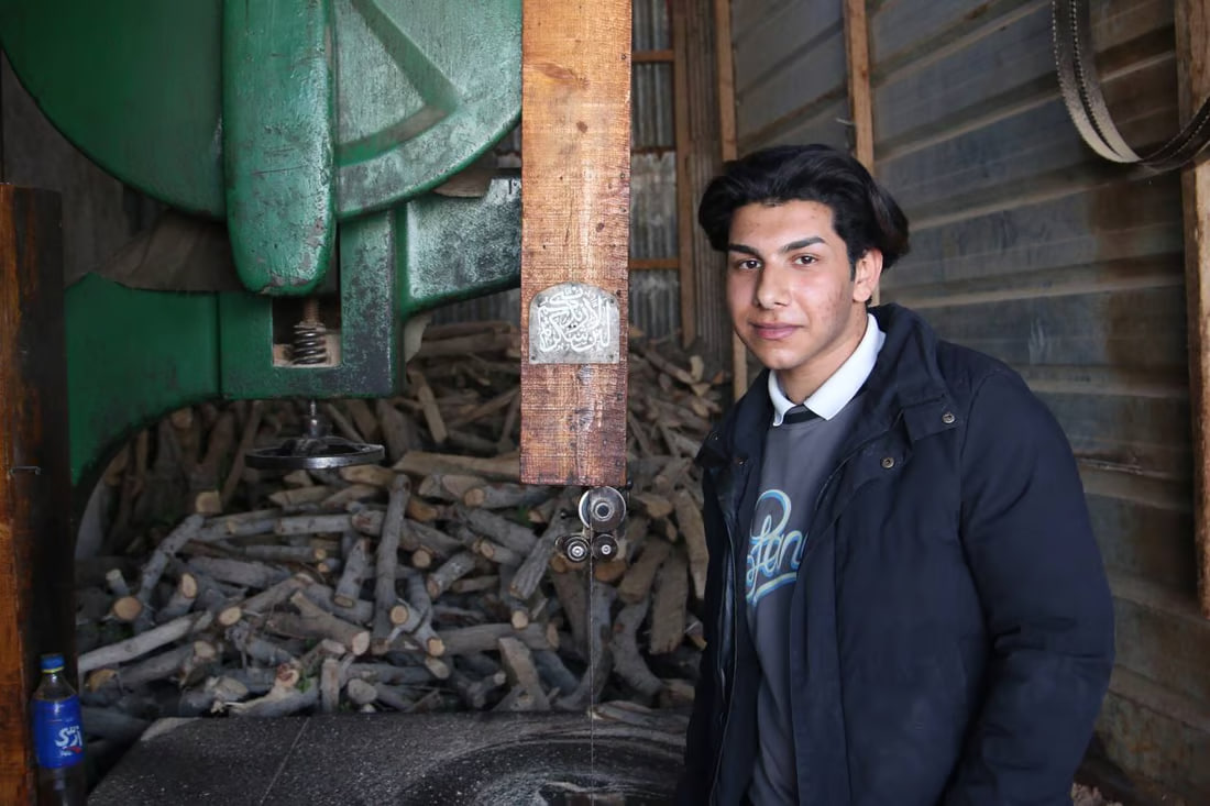 Firewood Market Flourishes in Karmat Ali Amid Winter Trips