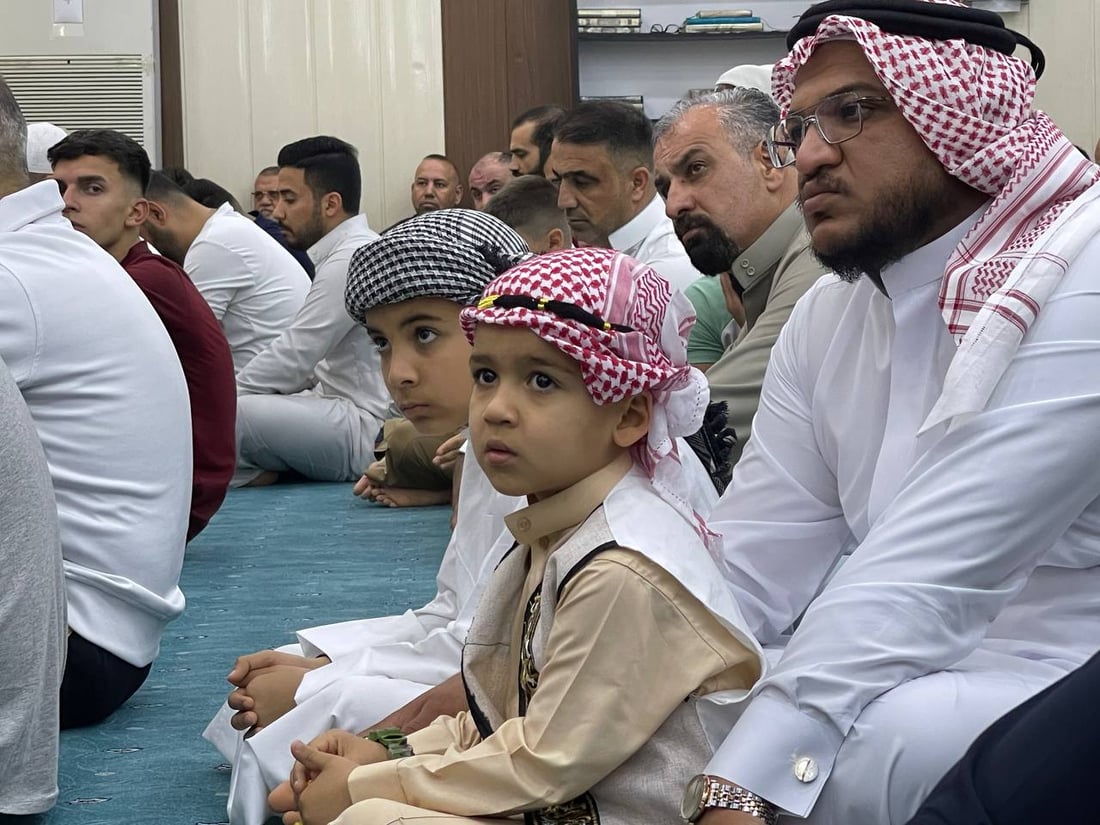 صور من جامع “الحاجة صبرية” في كركوك.. الشيخ “ديار” دعا إلى الصدق وصلة الأرحام