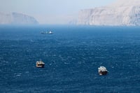 بۆ یەکەمجار دوای دەستپێکردنی شەڕ؛ کەشتییەکانی ئەمریکا...