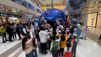 Basra residents experience the wonders of space inside astronomy exhibit