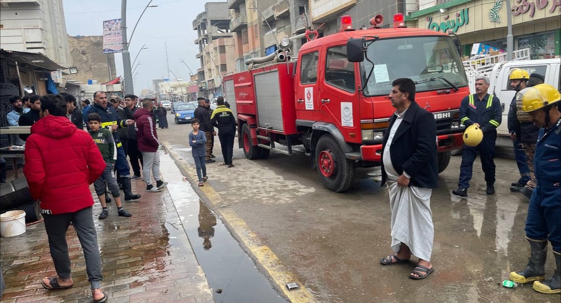 صور: اختنقت طيور الحب وماتت الفناجس.. حريق يلتهم متجر طيور وسط الرمادي