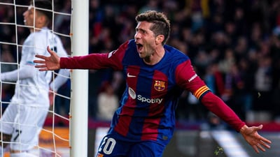 بارسا زەنگى مەترسى لێدا و ئارسناڵ بە زەحمەت بردییەوە