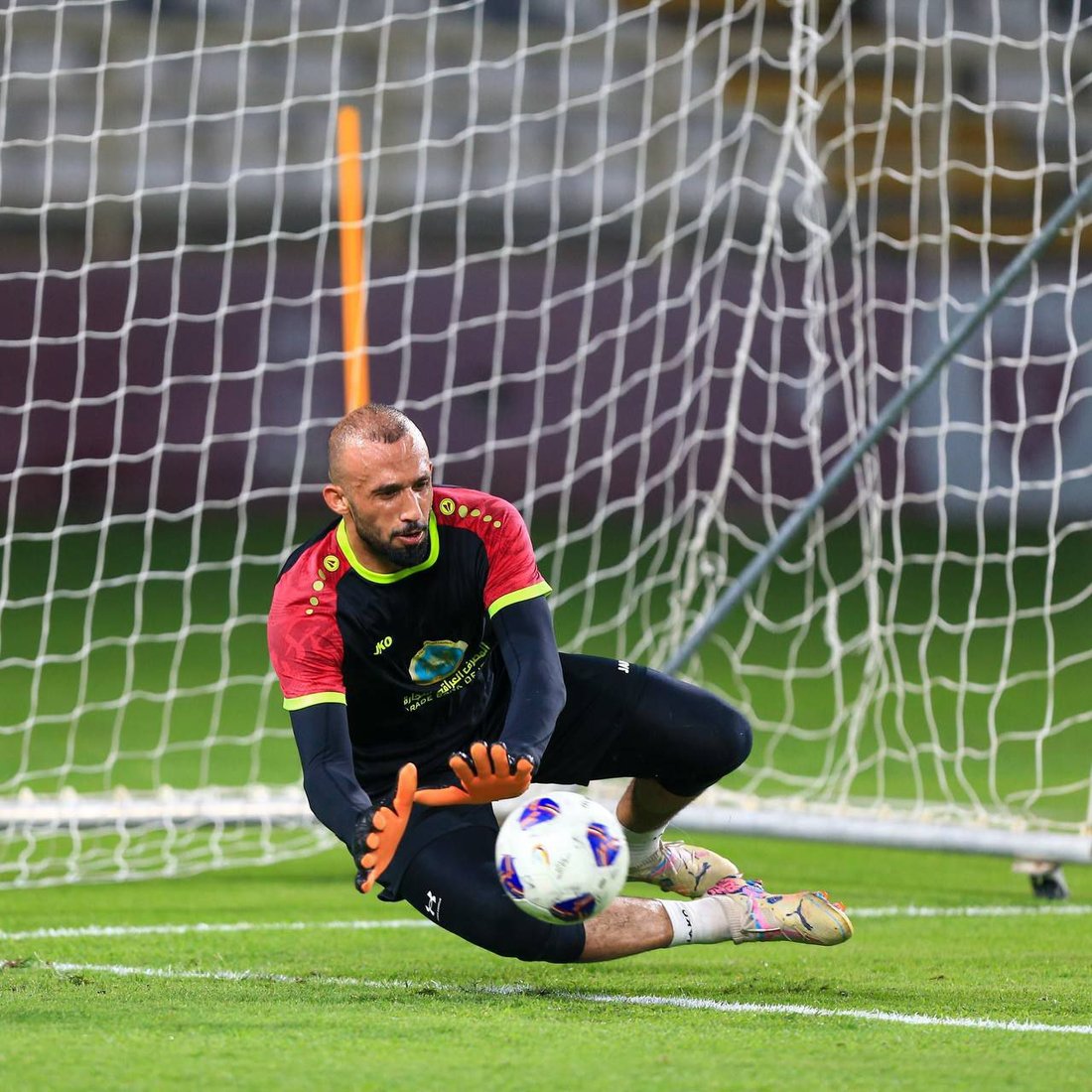 صور: منتخبنا وصل أبو ظبي.. ملحق كأس العالم ضد الإمارات الخميس