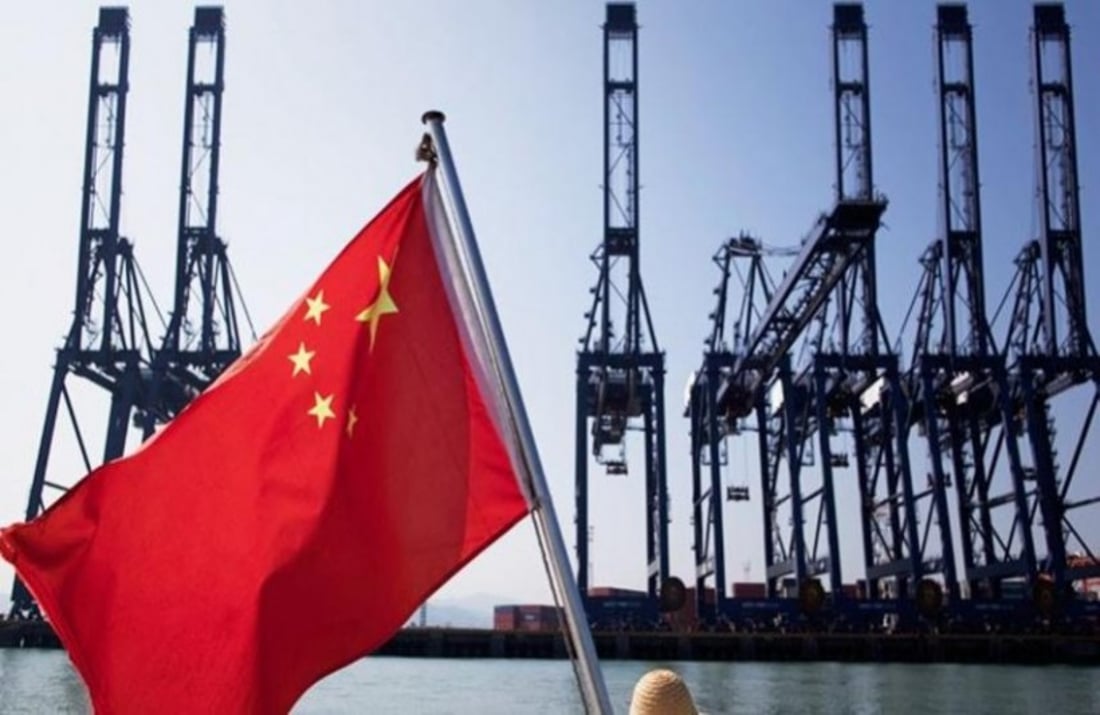 چین كاری پاڵاوگە گەورەکانی نەوتی وڵاتەکەی راگرت