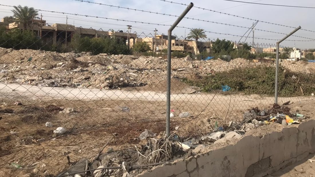 صور من حي السلام: حديقة بين 3 أحياء بغدادية صارت مكباً.. والبلدية تنتظر الأمانة