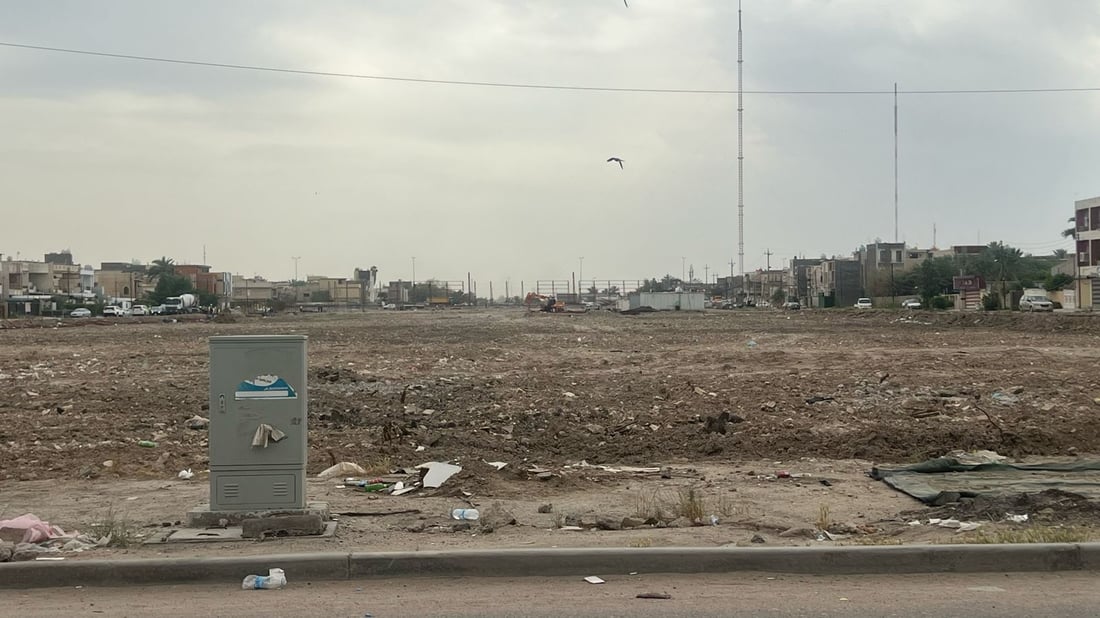 عمارات “السويسري” ستشرف على “عوائلنا” وتحجب الشمس.. الغزالية تهدد بمظاهرة (صور)