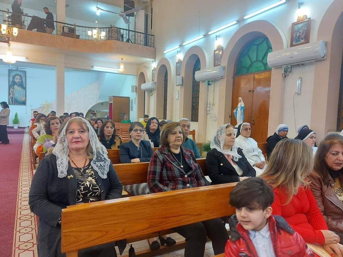 صور: كنيسة “مار بولس” في الزعفرانية تقيم مراسم “الذبيحة الإلهية”