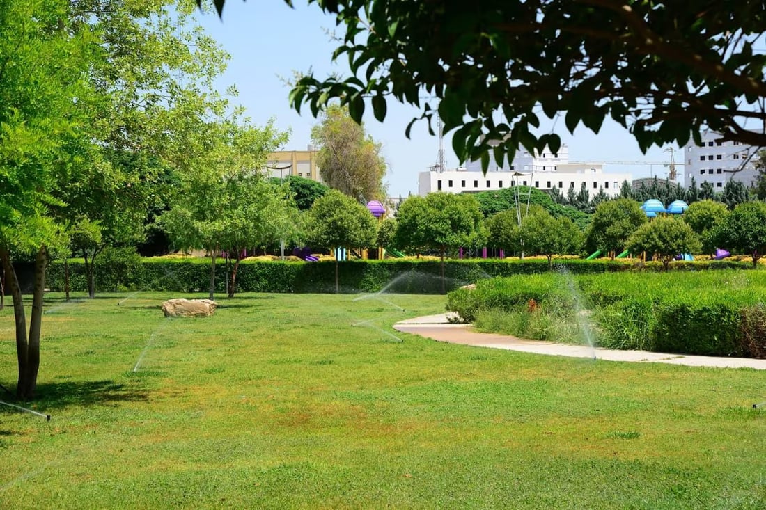 صور: منتزه “كل كند” وسط أربيل يتزين بأكثر من 9000 شجرة و 20 نوعاً من الأزهار