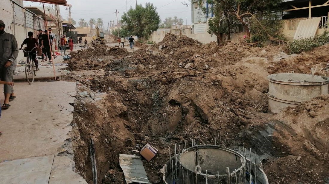 صور من الطارمية: باعة سوق الخير لا يطيقون صبراً.. متى تنتهي أعمال المجاري؟