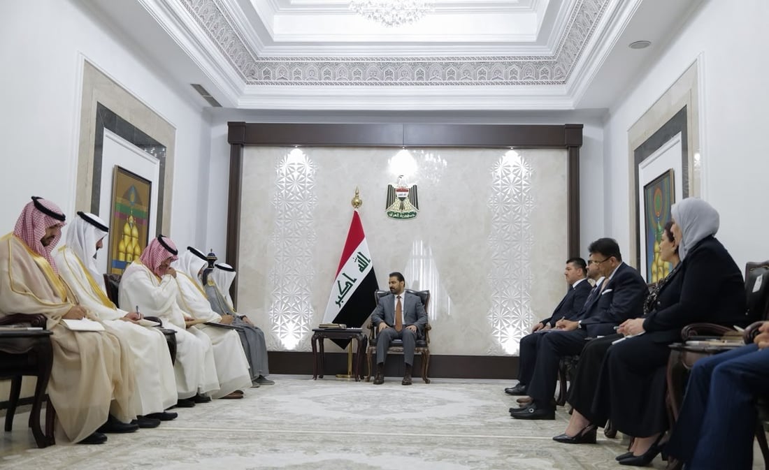 وفود الخليج تتقاطر على قصر الحكومة ولا حديث إلا عن الفساد والسلاح