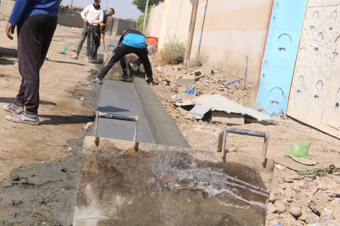 صور: بعد تأخير دام 6 أشهر لفحص الجودة.. بدأ تأهيل شوارع الحي الصناعي في بلد
