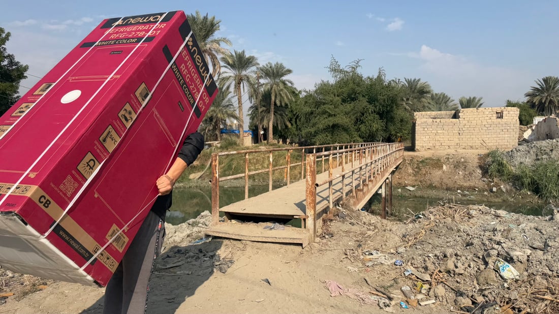 عراقيو السويد تأثروا.. التعداد يفتح المعونات للشاب كرار (صور)