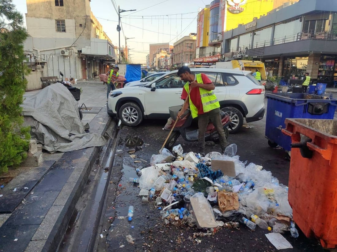 ژینگەپارێزە ماندوونەناسەکانی پایتەخت ئیسکانیان پوخت و خاوێن کردەوە