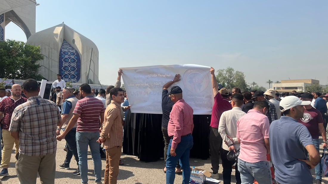 صور من وقفة اليوم قرب جامع بنيّة: يحتجون منذ سنوات ضد قانون حضانة أطفال المطلقين