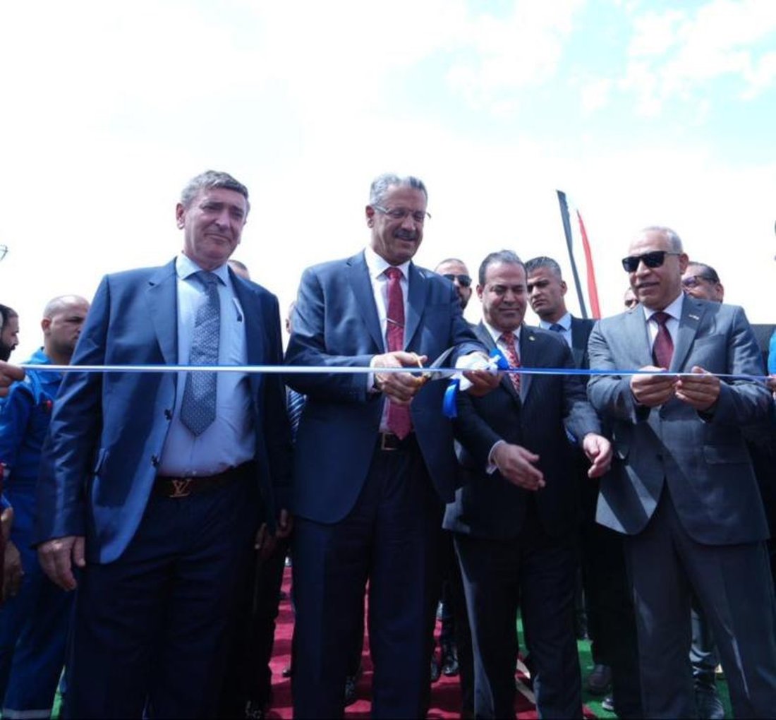 وزير النفط يفتتح المرحلة الأولى من تسييل الغاز الطبيعي في حقل الرميلة