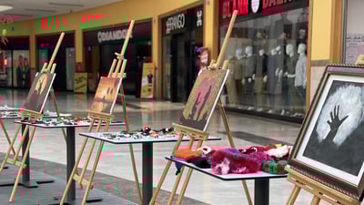 دهوك تدرب السجينات على الحاسوب والتجميل وتسوق لوحاتهن في المولات  (صور)