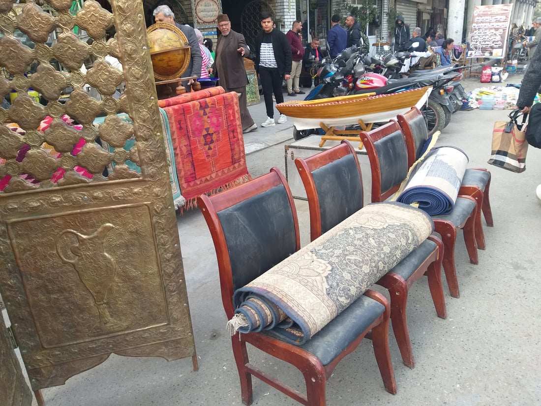 تجّار خان المدلل: زبائننا دائميون.. “أنتيكاتنا ونوادرنا” تُباع في الخارج غالياً