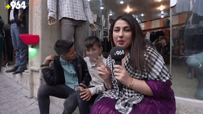 لە ئاکرێوە گۆرانی بۆ 964 دەڵێن