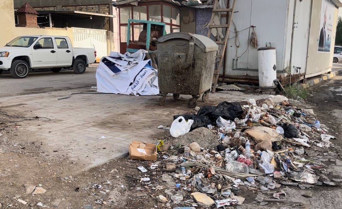 مدير البلدية يصارح أهل النجف بشأن النفايات: العمال صاروا شرطة وهذه تفاصيل ما حصل