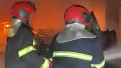 Langa market Erbil fire and efforts to control blaze underway
