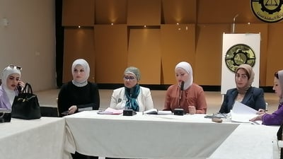 صور: حضور خاص للمرأة في جلسة أدباء بابل.. استرجاع “بنات لالش”