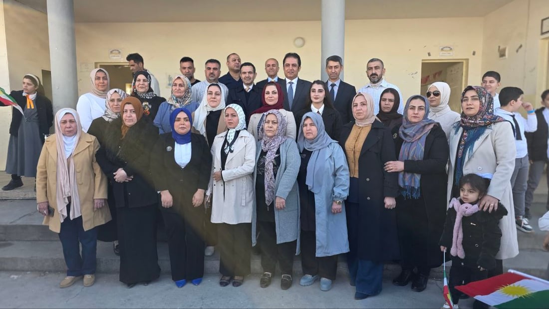 مامۆستا کوردەکەی کەرکوک خەڵات کرا