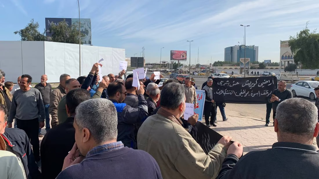 Railway employees protest land allocation policies in Baghdad