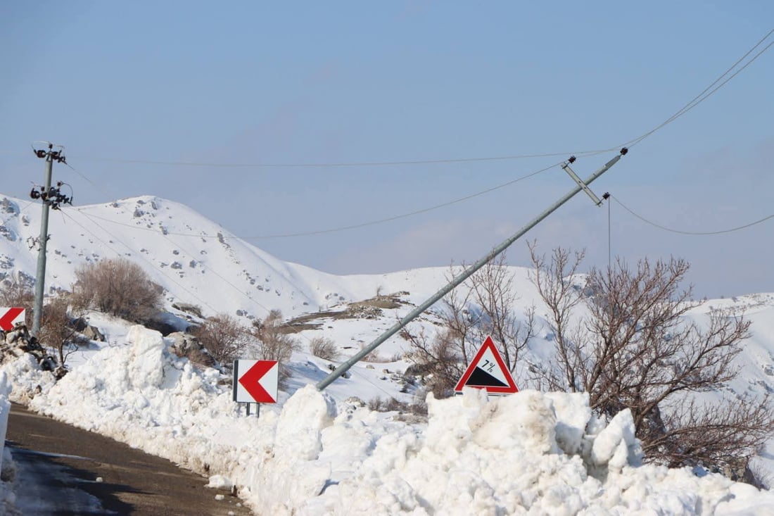 لە شارباژێر بەفر و باوبۆران 60 عەمودی خست