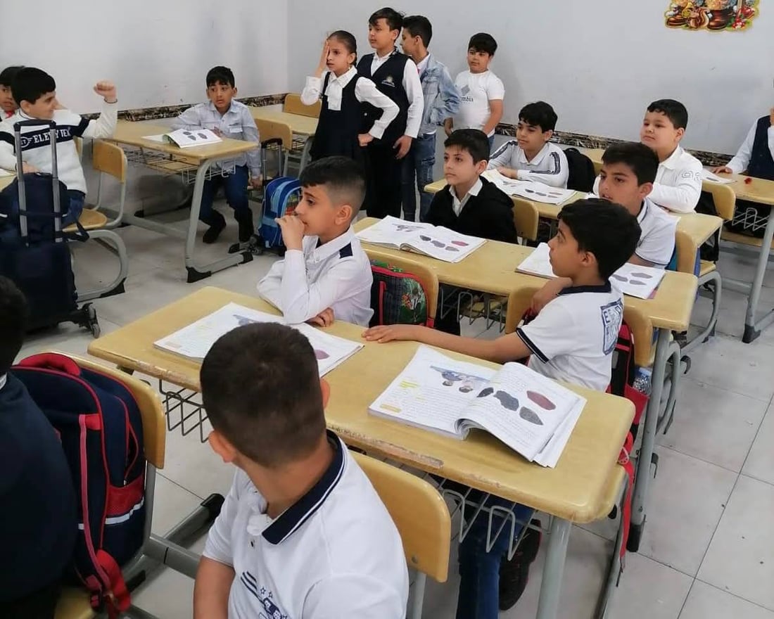 لا مدارس خاصة في بسماية.. الأهالي لا يصدقون النموذج الحكومي وصفوفه الحديثة