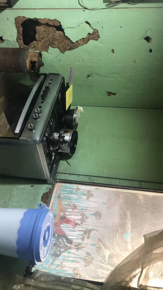 الدورة: سقوف منازل الإسكان لا تقي الرصاص.. موظفون ومتقاعدون يطالبون بالتمليك