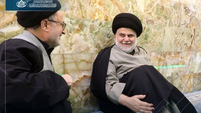 الصدر ليلة رأس السنة.. زيارة لمرقد والده وأخويه