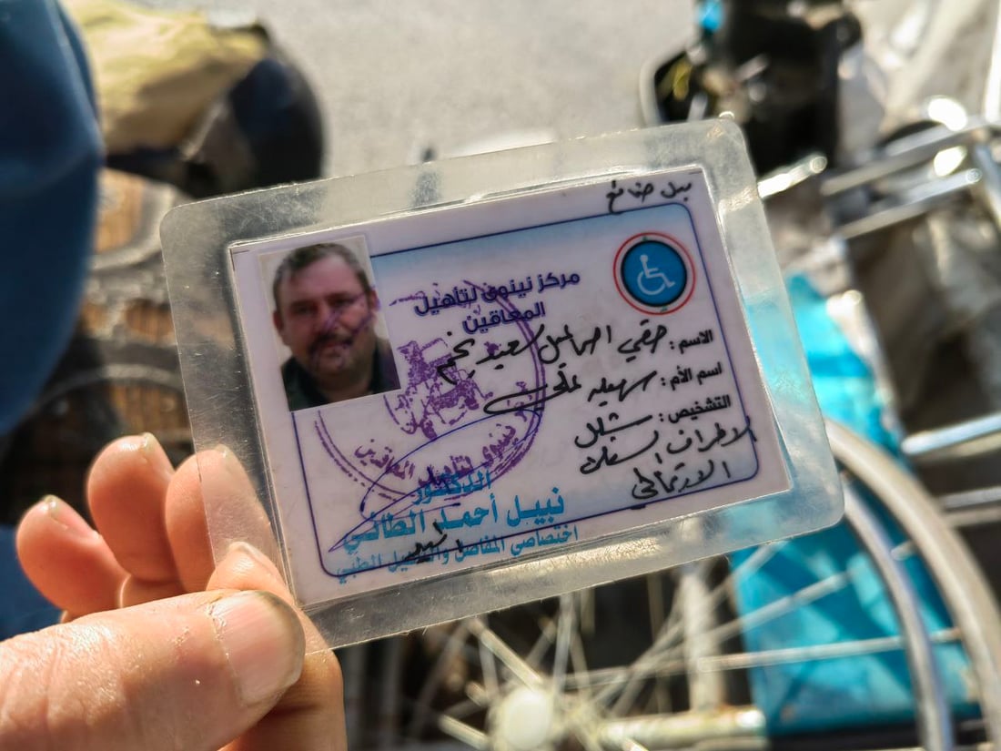 “لا حيل ولا فلوس”.. ذوو الهمم يطلبون استثناءً من “قيود التكتك” في الموصل