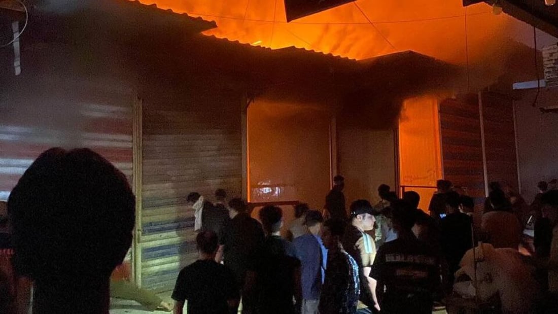 حريق في سوق مريدي وسط مدينة الصدر